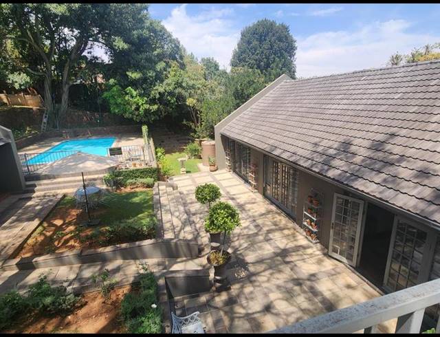 13 BEDROOM HOUSE FOR SALE IN WATERKLOOF RIDGE